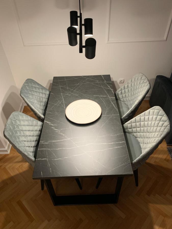 Apartman Geneva Bijeljina Bagian luar foto